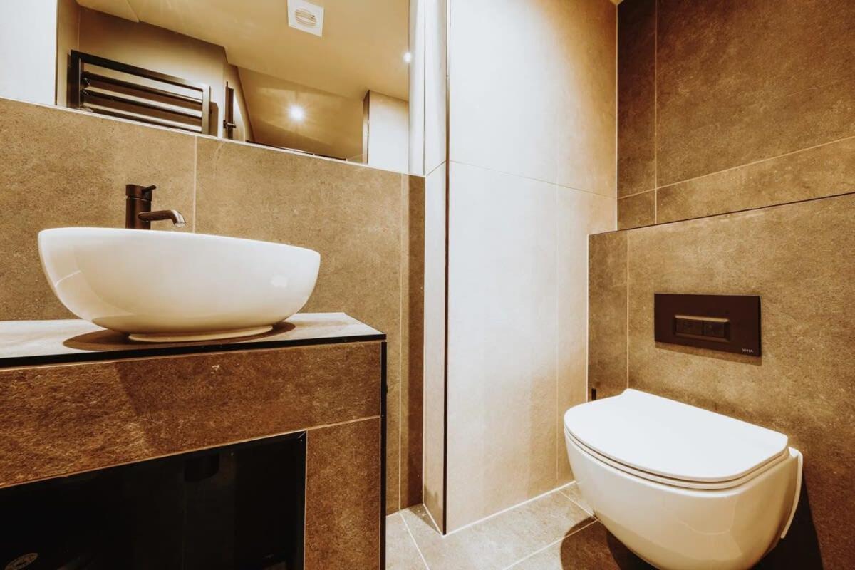 Apartament Clifton 32 - Garden Flat With Hot Tub - Hopewell Bristol Zewnętrze zdjęcie
